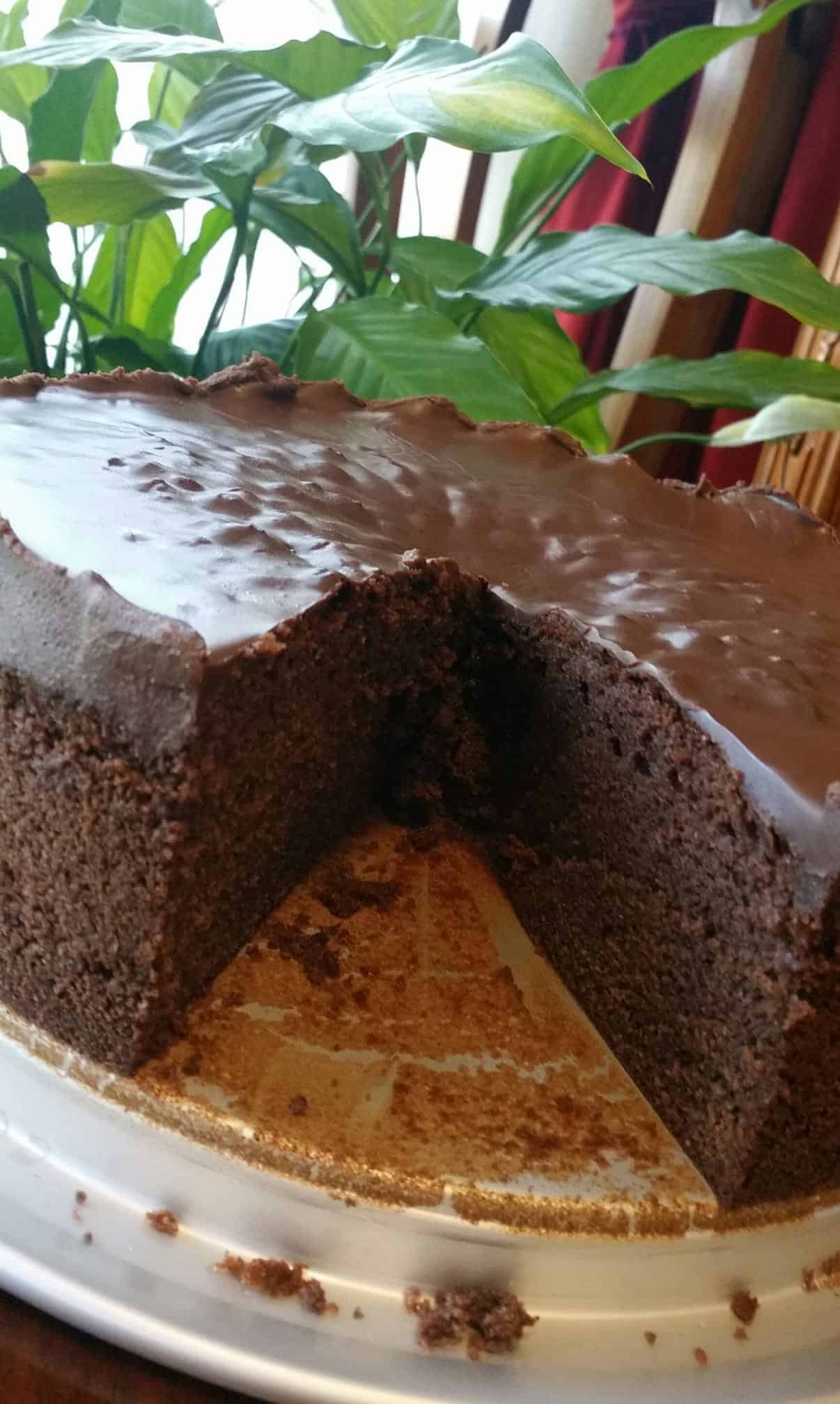 עוגת שוקולד מהממת ועשירה עם גנאש