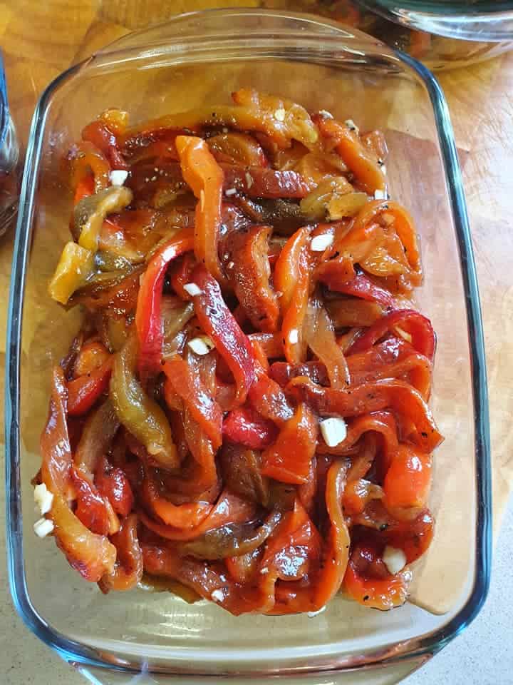 סלט פלפלים על הגז