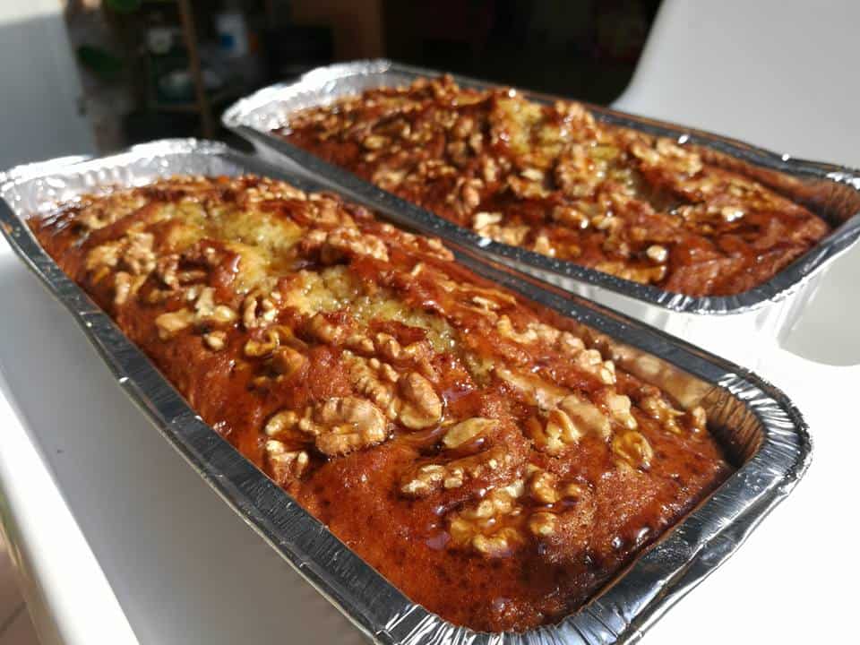 עוגת מייפל אגוזים בחושה קלה להכנה וטעימה בטירוף