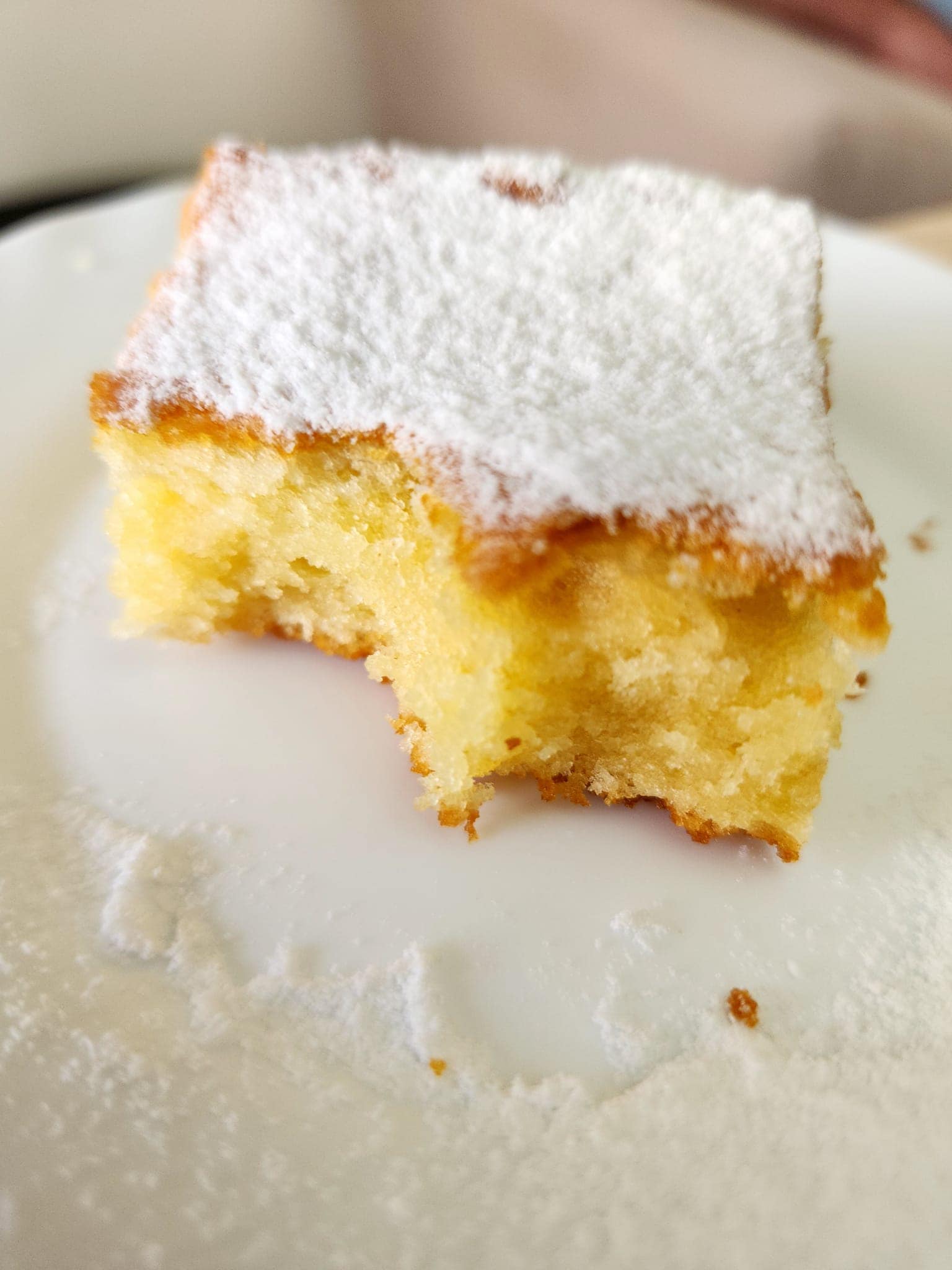 עוגת פודינג וניל - מושלמת ליד הקפה